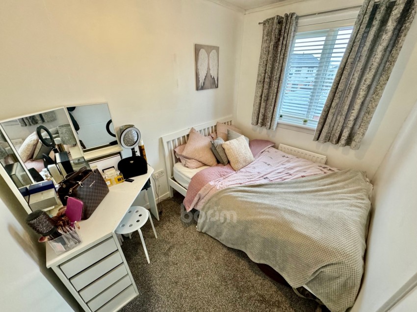 Images for 23 Flures Avenue, Erskine