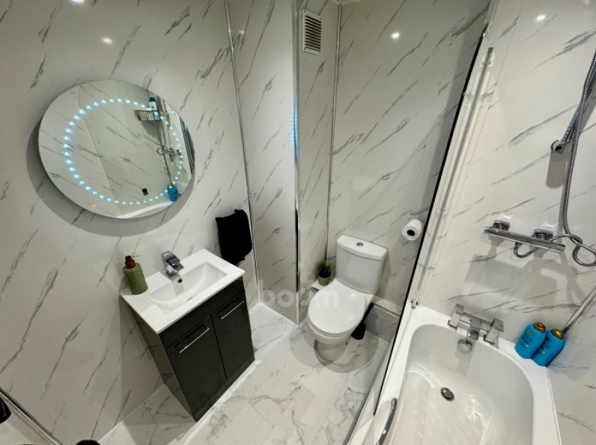 Images for Flat 2/2 30 McKerrell Street, Paisley, Renfrewshire, PA1 1NW, UK