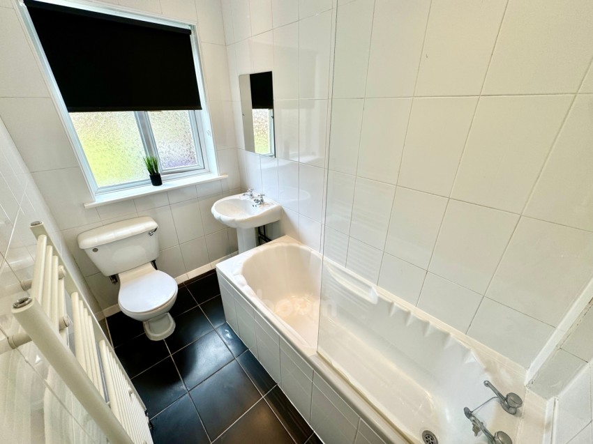 Images for 144 Gleddoch Road, Penilee, Glasgow