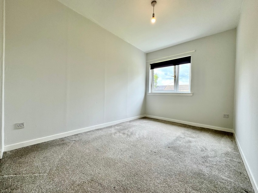 Images for 144 Gleddoch Road, Penilee, Glasgow