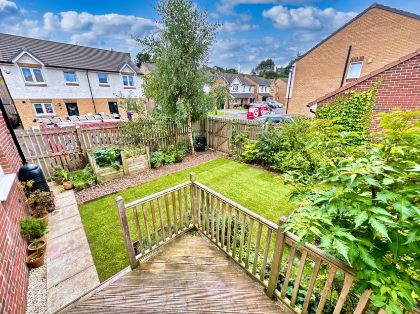 Images for 18 Gebbie Way, Neilston