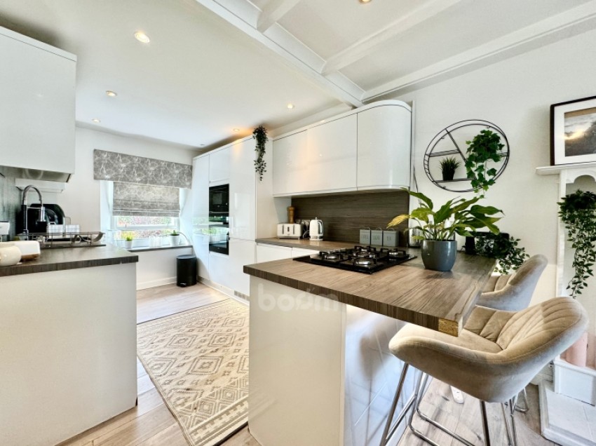 Images for 14c Low Barholm, Kilbarchan, Johnstone, Renfrewshire, PA10 2ET, UK