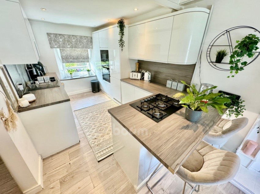 Images for 14c Low Barholm, Kilbarchan, Johnstone, Renfrewshire, PA10 2ET, UK