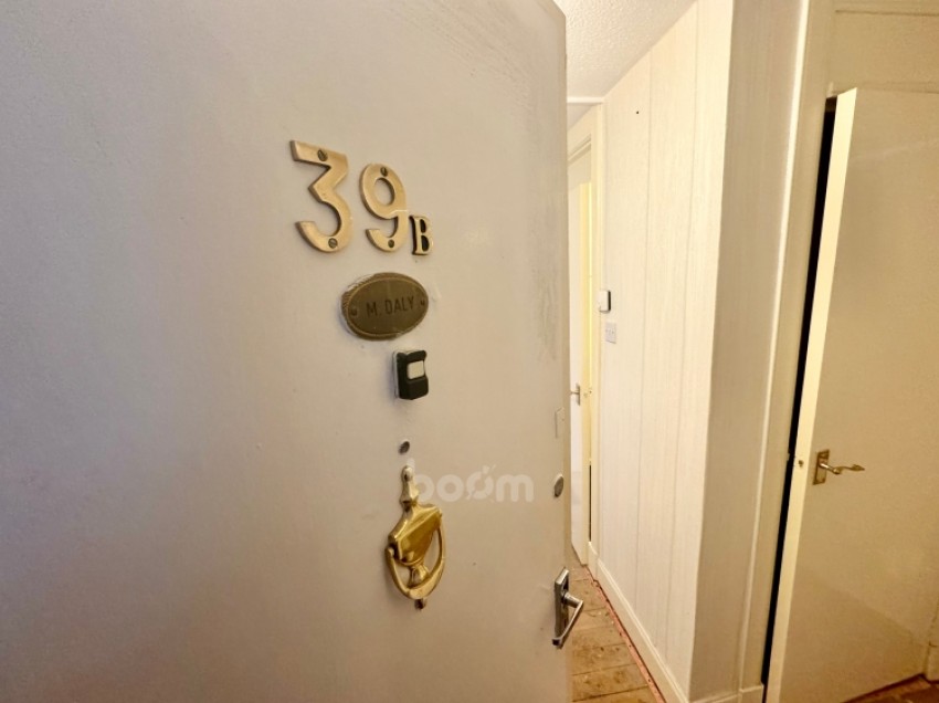 Images for 39b Greenhill Crescent, Linwood, Paisley, Renfrewshire, PA3 3BY, UK