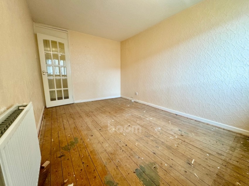 Images for 39b Greenhill Crescent, Linwood, Paisley, Renfrewshire, PA3 3BY, UK