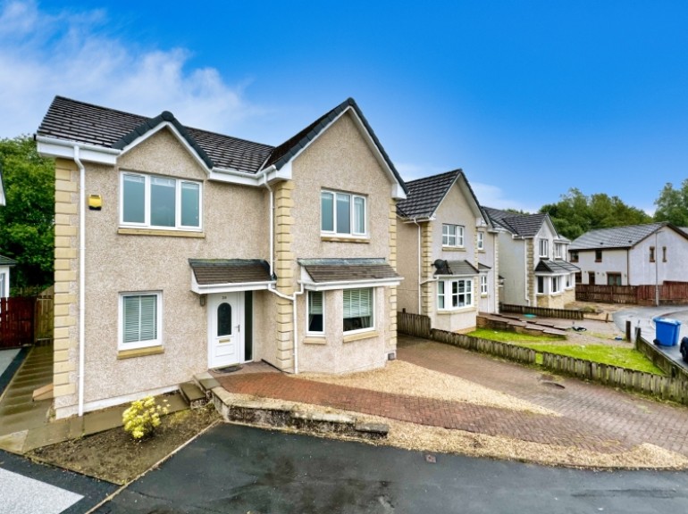 38 Ladeside Gardens, Kilbirnie, Ayrshire, KA25 7EA, UK