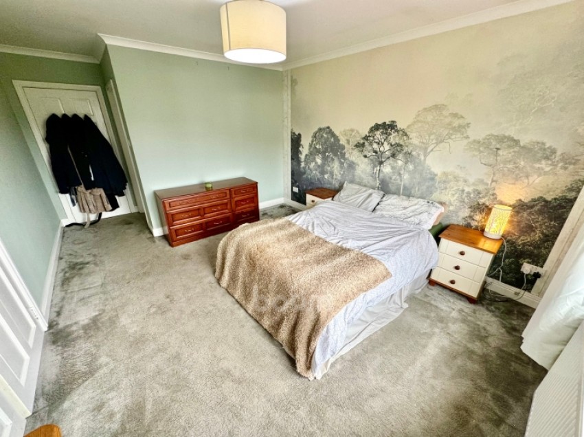 Images for 38 Ladeside Gardens, Kilbirnie, Ayrshire, KA25 7EA, UK