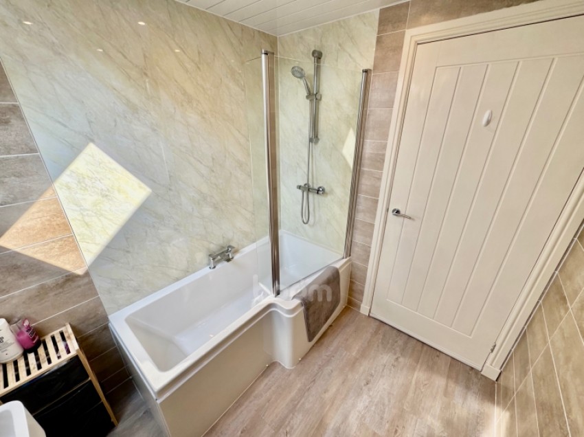 Images for 8e James Street, Dalry, Ayrshire, KA24 5ET, UK