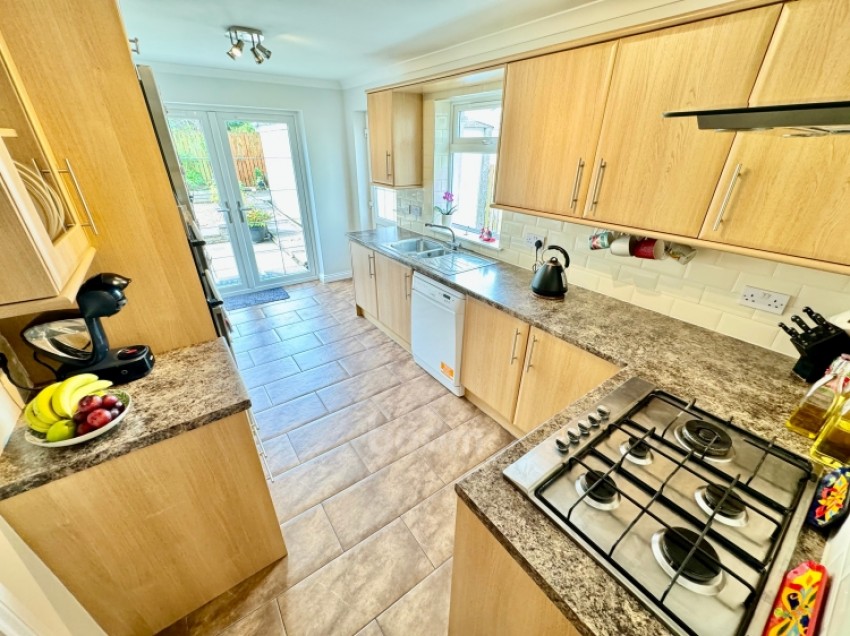 Images for 15 Mayfield Crescent, Howwood, Johnstone, Renfrewshire, PA9 1BL, UK