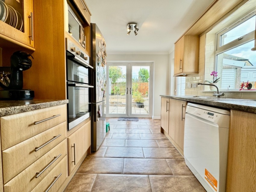 Images for 15 Mayfield Crescent, Howwood, Johnstone, Renfrewshire, PA9 1BL, UK