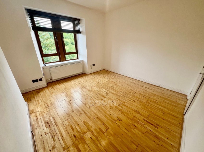 Images for Flat 2/2 8 Knoxville Road, Kilbirnie