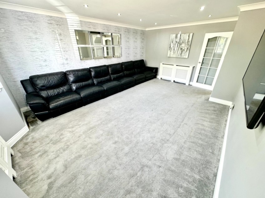 Images for 26 Ladeside Gardens, Kilbirnie, Ayrshire, KA25 7EA, UK