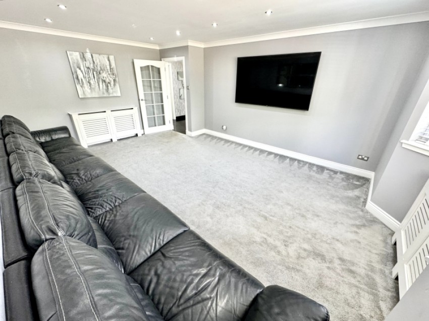 Images for 26 Ladeside Gardens, Kilbirnie, Ayrshire, KA25 7EA, UK