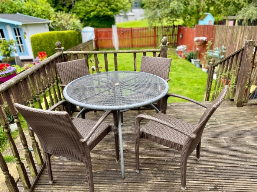 Images for 6 Allands Avenue, Inchinnan, Renfrew, Renfrewshire, PA4 9LG, UK