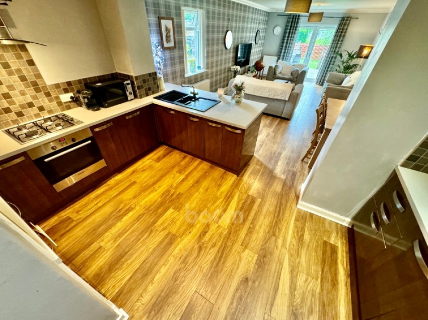 Images for 6 Allands Avenue, Inchinnan, Renfrew, Renfrewshire, PA4 9LG, UK