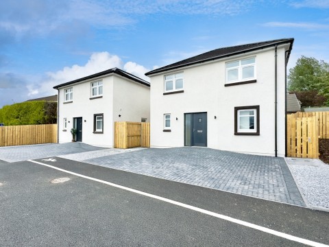 View Full Details for Eglinton Gardens, 39 Head Street, Beith