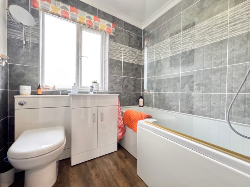 Images for 43 Blackthorn Avenue, Beith, Ayrshire, KA15 2AR, UK