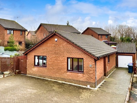 View Full Details for 11 Spiers Avenue, Beith