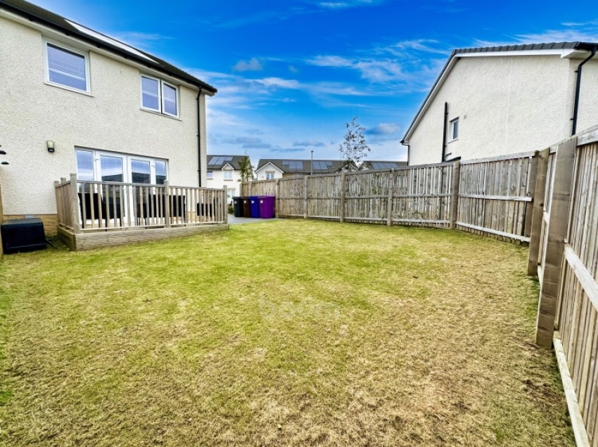 Images for 42 Silver Arrow Gardens, Kilwinning, Ayrshire, KA13 7ET, UK