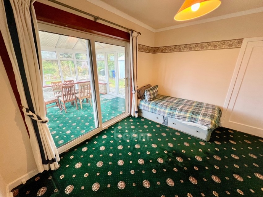 Images for 27 Stonefield Avenue, Paisley, Renfrewshire, PA2 7RN, UK