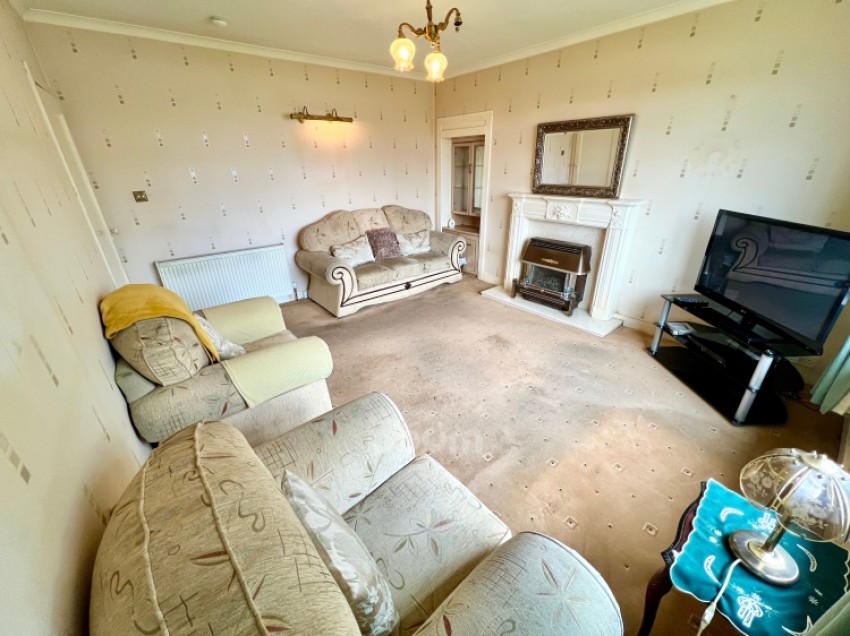 Images for 27 Stonefield Avenue, Paisley, Renfrewshire, PA2 7RN, UK