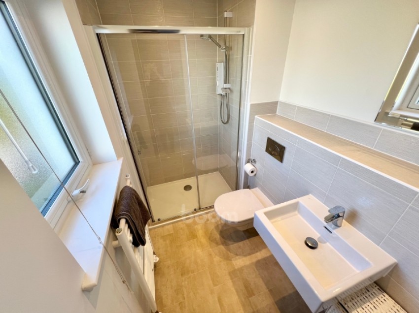 Images for 25 Midton Circle, Howwood, Johnstone, Renfrewshire, PA9 1ED, UK