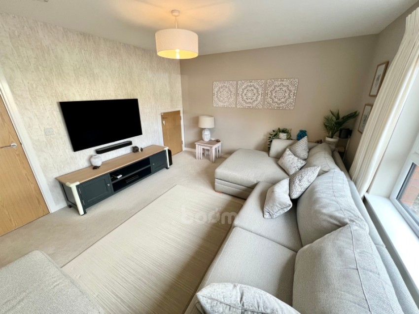 Images for 25 Midton Circle, Howwood, Johnstone, Renfrewshire, PA9 1ED, UK