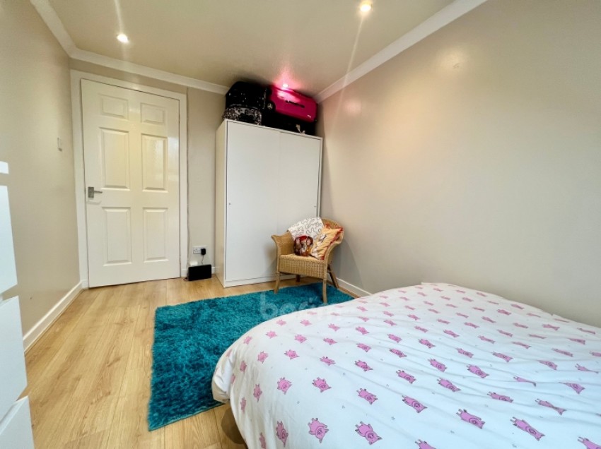 Images for 63c Eglinton Street, Beith, Ayrshire, KA15 1AB, UK