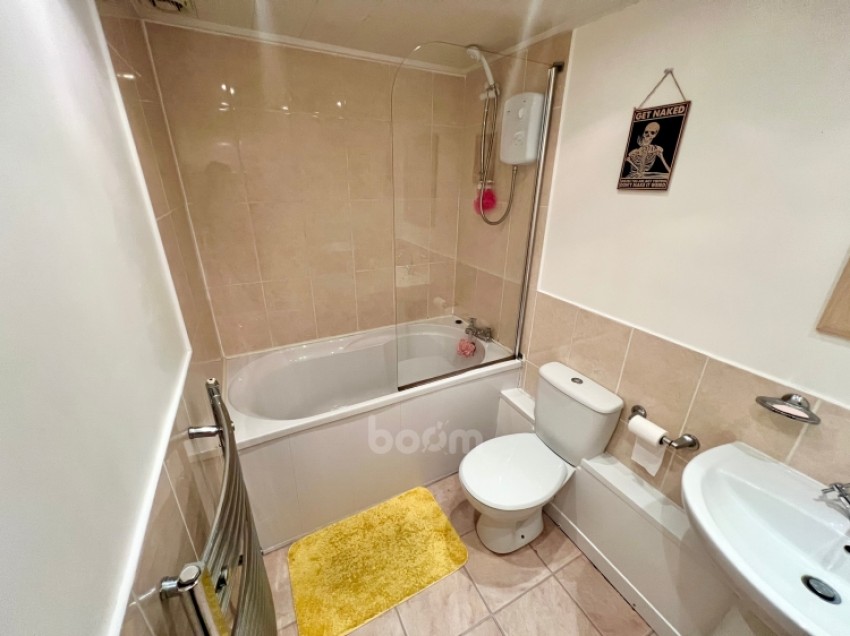 Images for 63c Eglinton Street, Beith, Ayrshire, KA15 1AB, UK