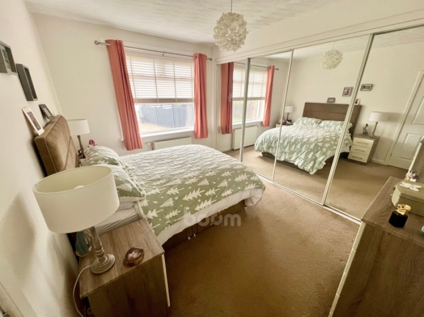 Images for 6 Shanks Crescent, Johnstone, Renfrewshire, PA5 8PG, UK