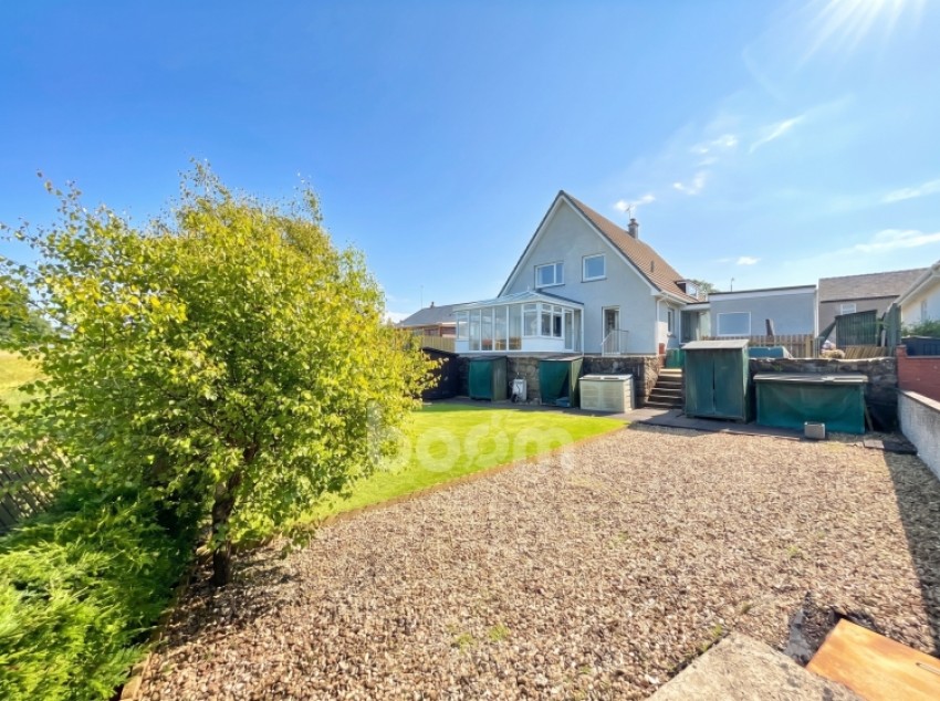 Images for 28 Main Road, Gateside, Beith, Ayrshire, KA15 2LF, UK