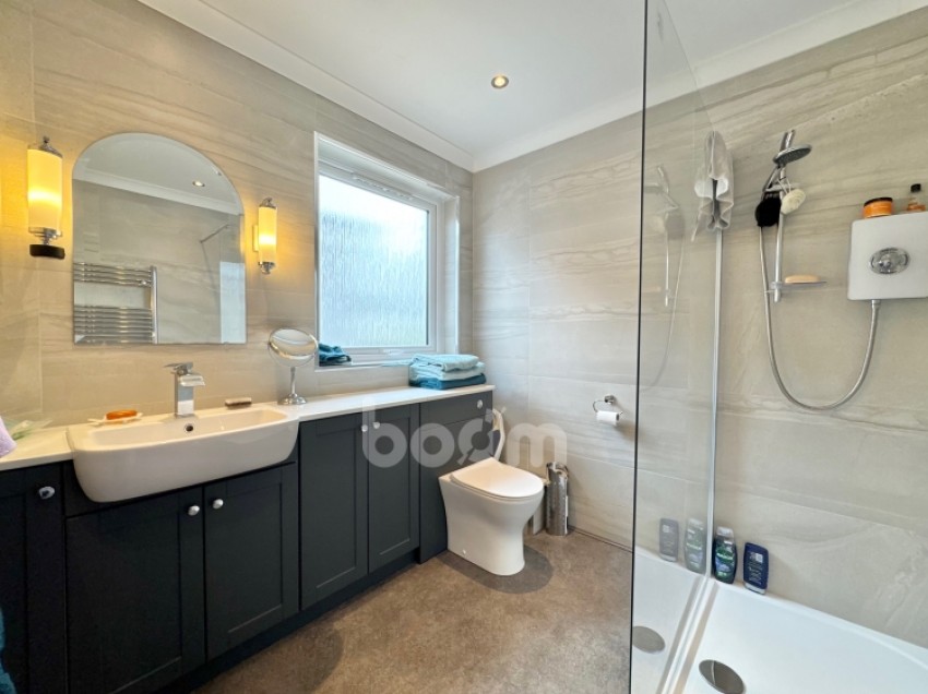 Images for 28 Main Road, Gateside, Beith, Ayrshire, KA15 2LF, UK