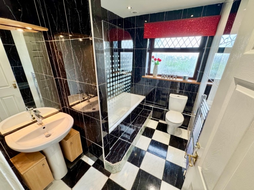 Images for 63 Lomond Crescent, Beith, Ayrshire, KA15 2EB, UK