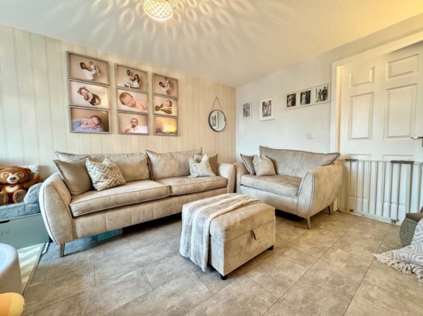 Images for 154A Barrangary Road, Bishopton, Renfrewshire, PA7 5FR, UK