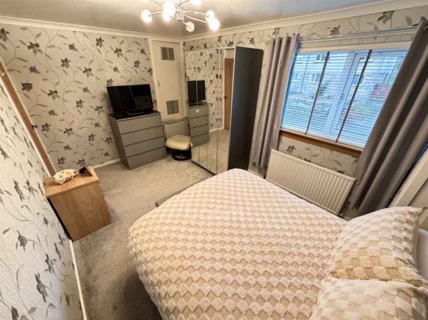 Images for 154 Hollows Avenue, Paisley, Renfrewshire, PA2 0RE, UK