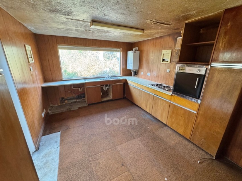 Images for Woodlands West Gates Avenue, Gates Road, Lochwinnoch, Renfrewshire, PA12 4HG, UK