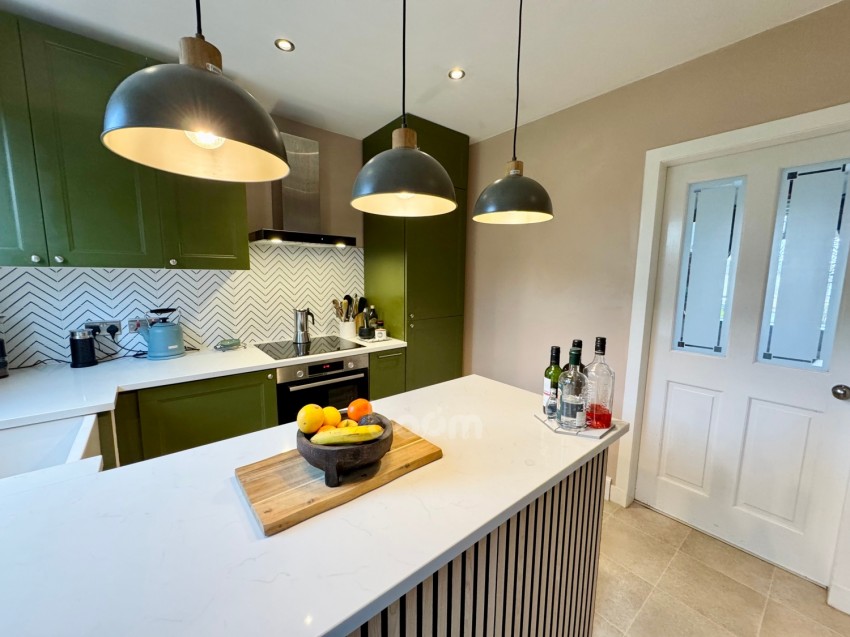 Images for 18 The Grove, Kilbarchan