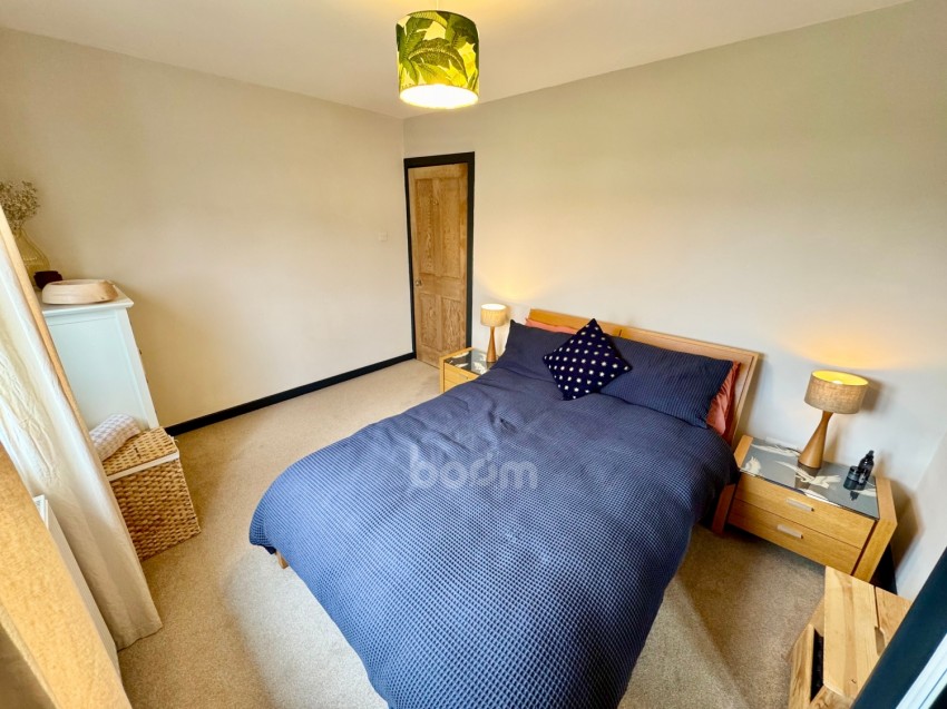Images for 18 The Grove, Kilbarchan