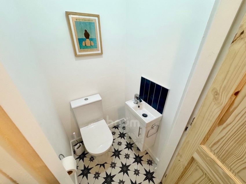 Images for 18 The Grove, Kilbarchan