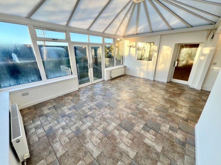 Images for 27 Auldlea Road, Beith, Ayrshire, KA15 2DA, UK