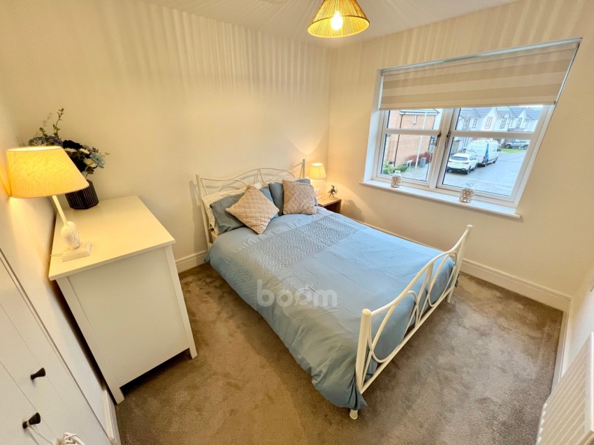 Images for 8 Nairn Drive, Bishopton