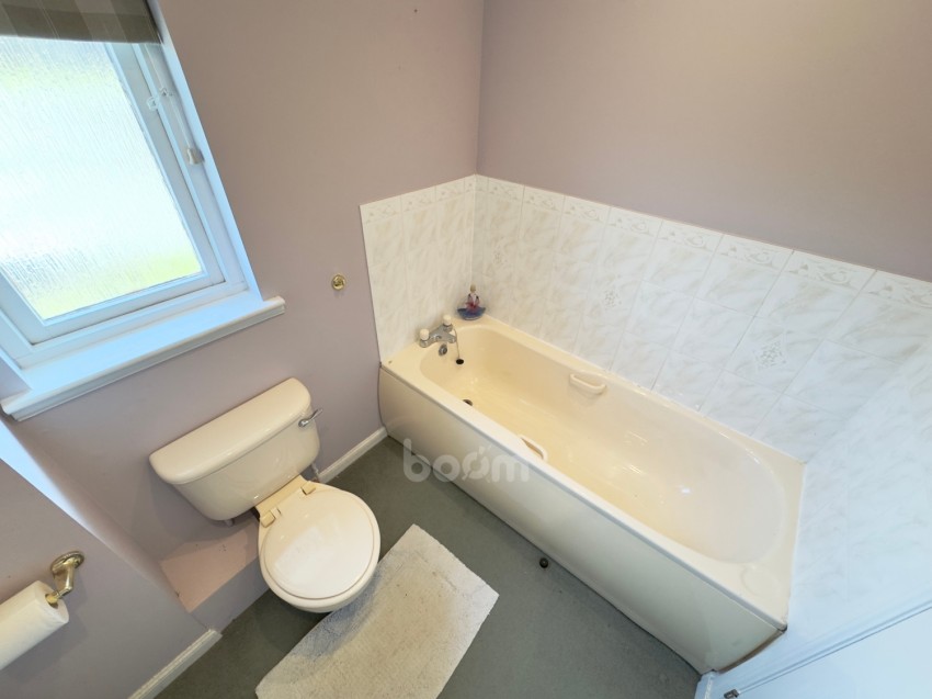 Images for 46 Linister Crescent, Howwood