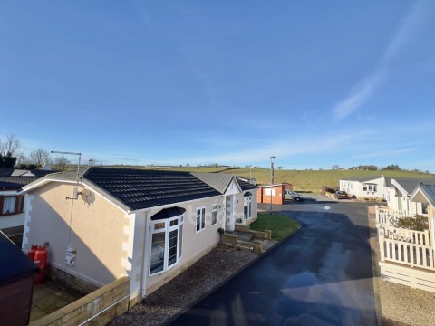 View Full Details for 21 Willow Park, Lochlibo Road, Beith