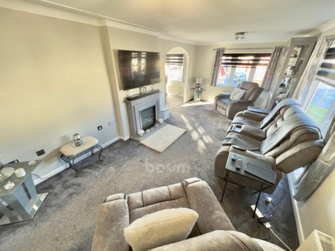 View Full Details for 21 Willow Park, Lochlibo Road, Beith