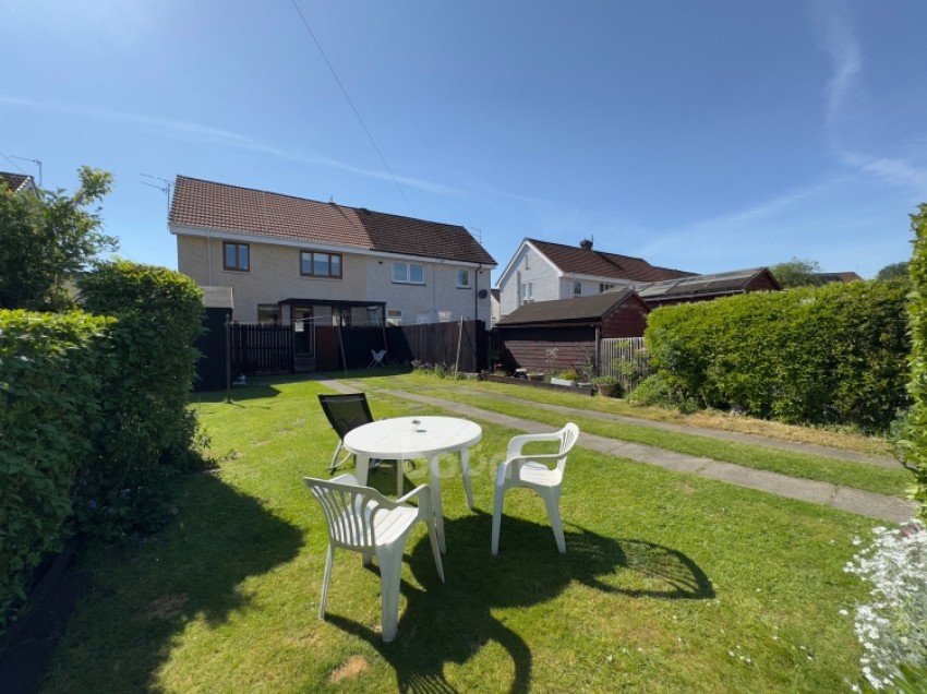 Images for 13 Dipple View, Kilbirnie, Ayrshire, KA25 7HS, UK