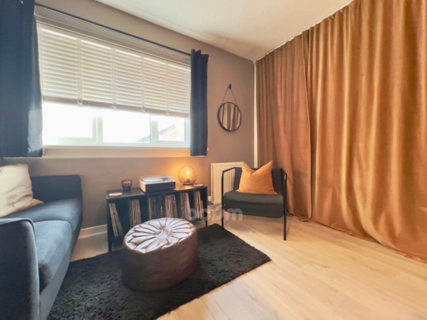 Images for 6 Tillet Oval, Paisley, Renfrewshire, PA3 2DH, UK