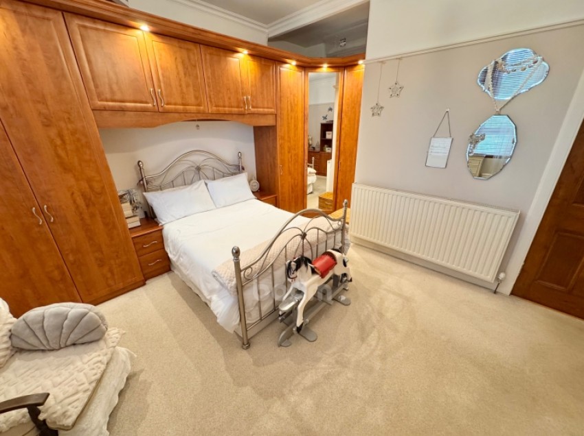 Images for Flat 2/1 37 Whitehaugh Drive, Paisley, Renfrewshire, PA1 3PG, UK