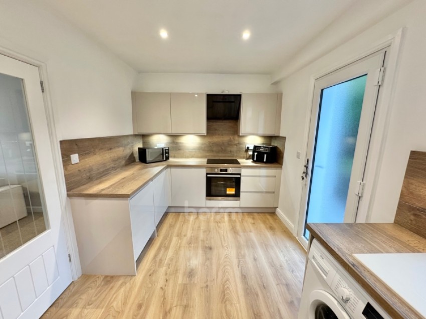 Images for 25 Longbar Avenue, Glengarnock, Beith, Ayrshire, KA14 3BW, UK