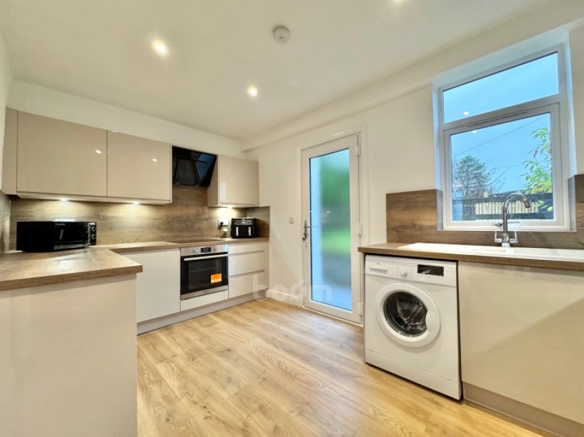 Images for 25 Longbar Avenue, Glengarnock, Beith, Ayrshire, KA14 3BW, UK