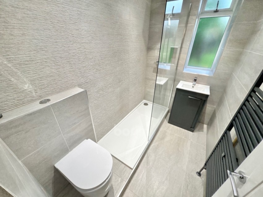 Images for 25 Longbar Avenue, Glengarnock, Beith, Ayrshire, KA14 3BW, UK